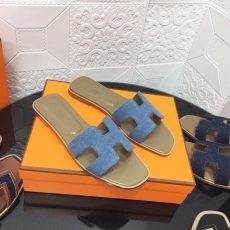 Hermes Slippers